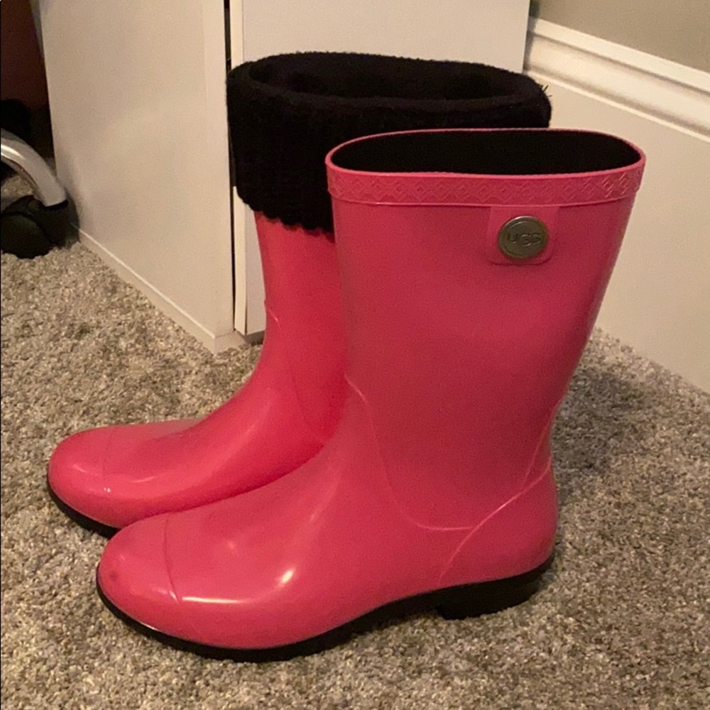 Ugg rain boots